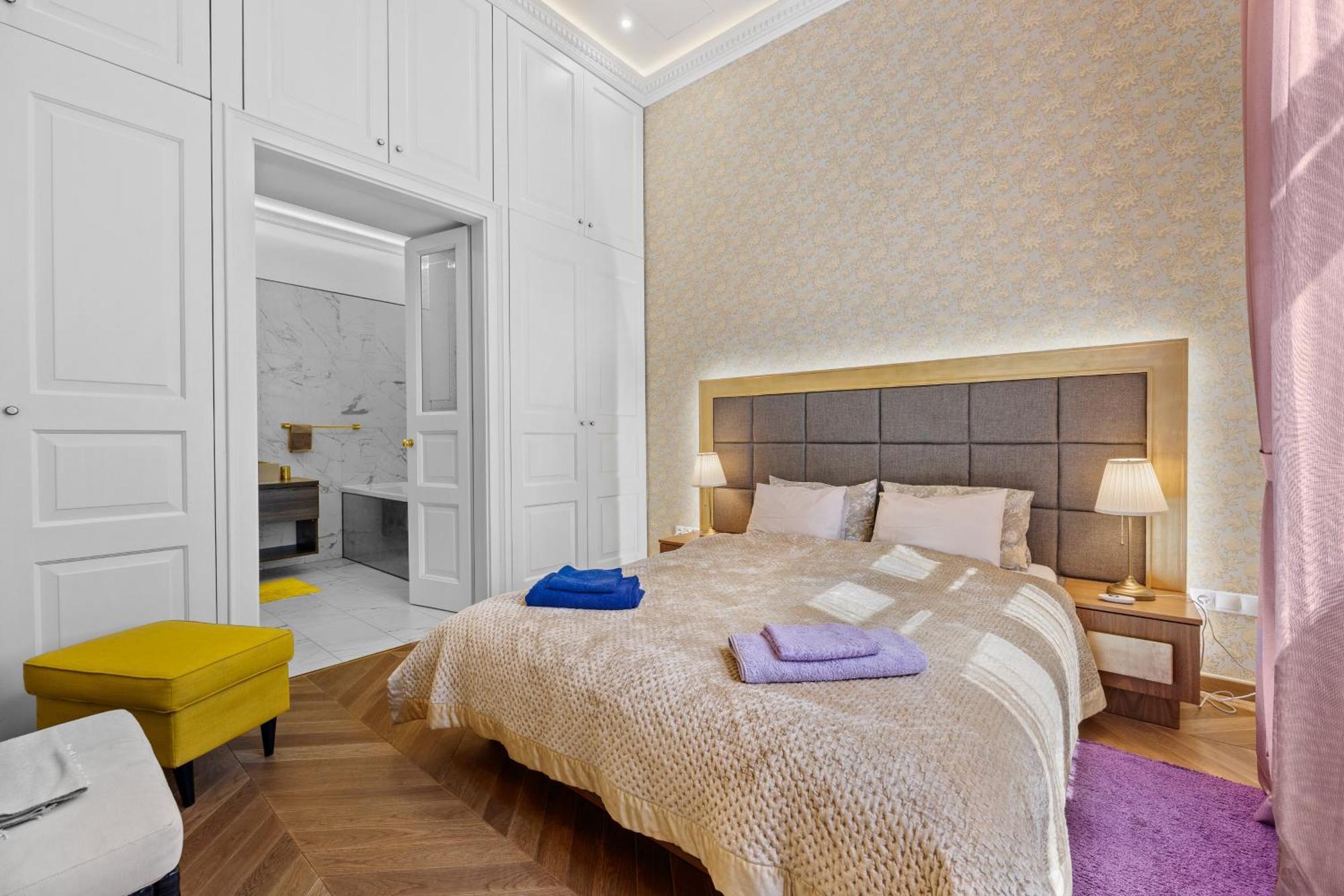 Count Zrinyi Basilica Luxurious Residence Budapest Bagian luar foto