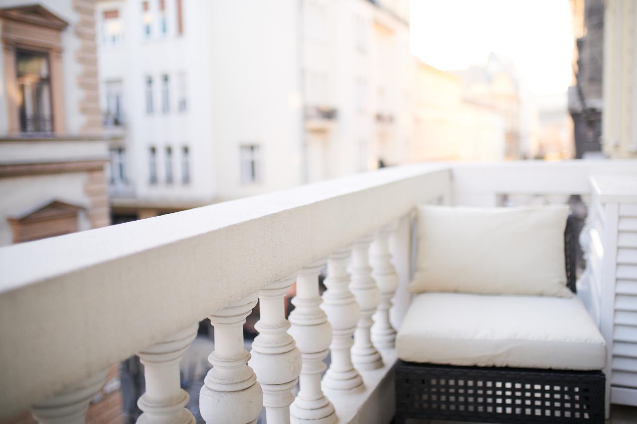 Count Zrinyi Basilica Luxurious Residence Budapest Bagian luar foto